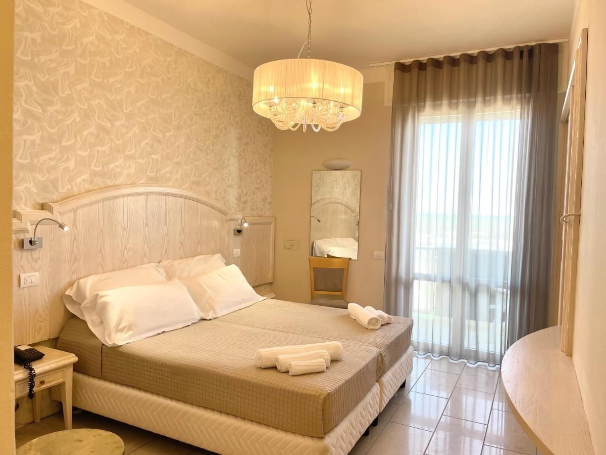 Brasil Seaview Hotel Milano Marittima Exteriér fotografie