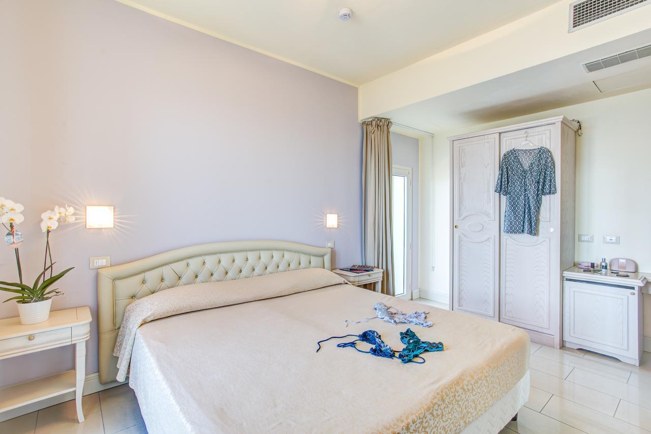 Brasil Seaview Hotel Milano Marittima Exteriér fotografie